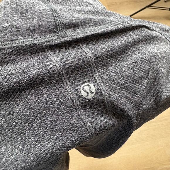 Lululemon Swiftly Turtleneck Women’s 12 Color Gray - Picture 8 of 8